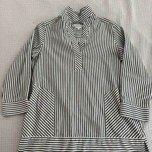 Foxcroft Black and White Chevron Blouse